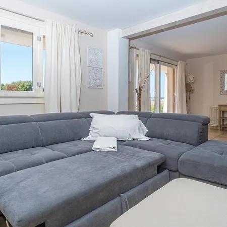 Patrizia-luxury House דירה אולביה
